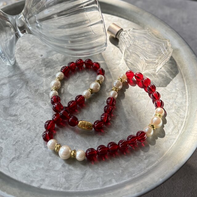 NA132-【 AVON 】エイボン・ヴィンテージネックレス 86 Faux Pearl Red & Gold Beads