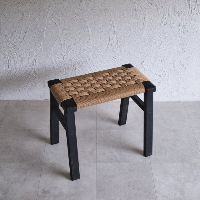 ミニマルスツール【MST】/　栗の鉄媒染仕上げ