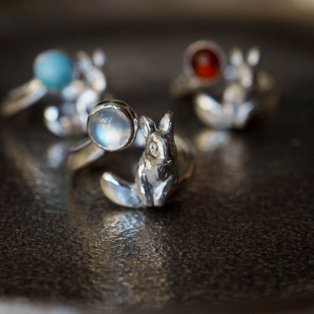 レインボームーンストーンいろどりうさぎリング 11号