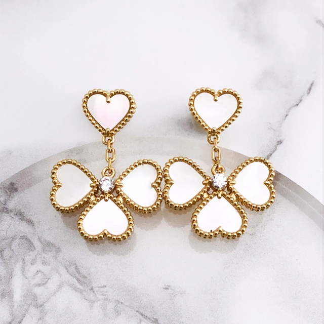 ハート二連ピアス　幸せのクローバー【高品質！送料無料!当日配送！】