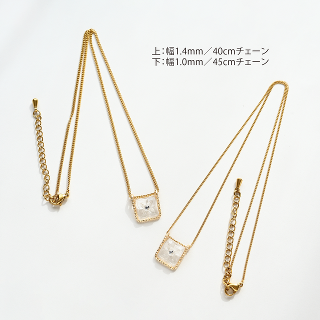 ヴィンテージガラスの透明な花ネックレス［Cトライアングル・ゴールド