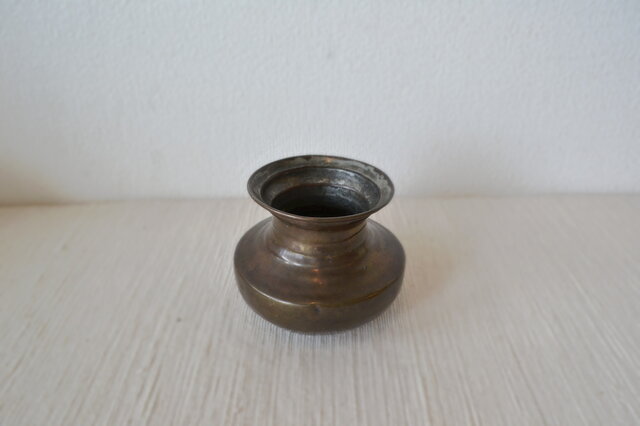 飾り壺　銅製 銅製打ち出し 丸壺 フラワーベース 茶こぼし | iichi 日々の