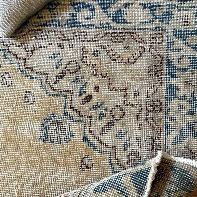 105×206ベージュ×ブルーメダリオン擦れシャビートルコヴィンテージラグ