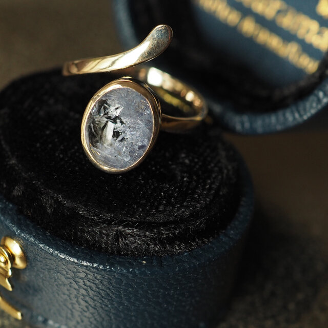 デュモルチェライトインクオーツ2.4ct K10リング