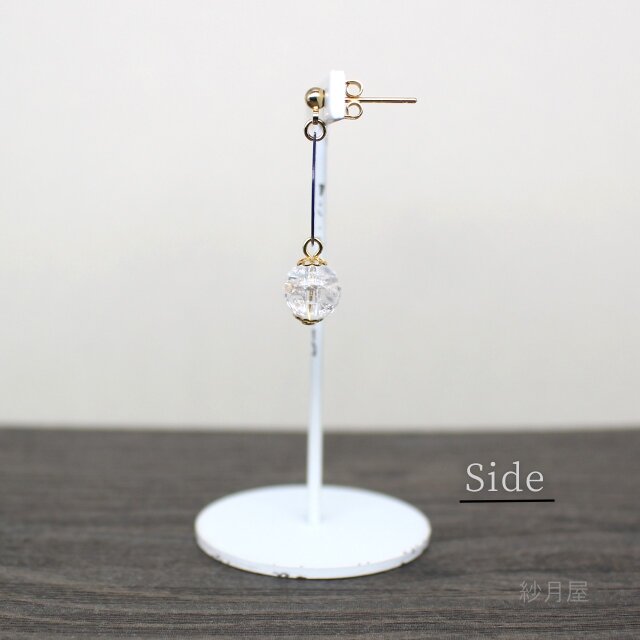 カメリアパーツとクラック水晶のピアス ネイビー】イヤリング