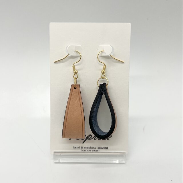 レザードロップピアス（ハンドメイド／サージカルステンレス／本革
