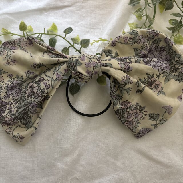 リボンヘアゴム♡ハンドメイド♡リボン♡リバティセリーヌ