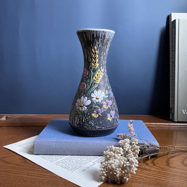 フィンランドのアンティークショップで購入した花瓶 花器 アンティーク 陶器 北欧 ドイツ製 陶器 フラワーガール一輪挿し アンティーク