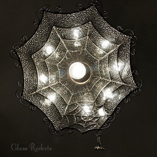 蜘蛛の巣ランプ ステンドグラス 照明 ペンダント クモ