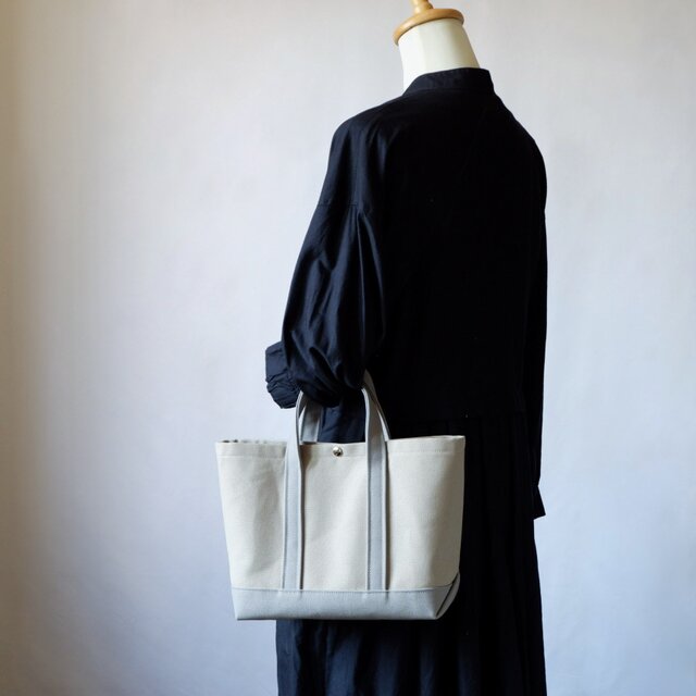 ８号帆布トートバッグ(W)グレーブラウン×ストームグレー　yumyumさま専用 8号帆布／ 黒・グレー系 \u2013 倉敷帆布オンラインストア