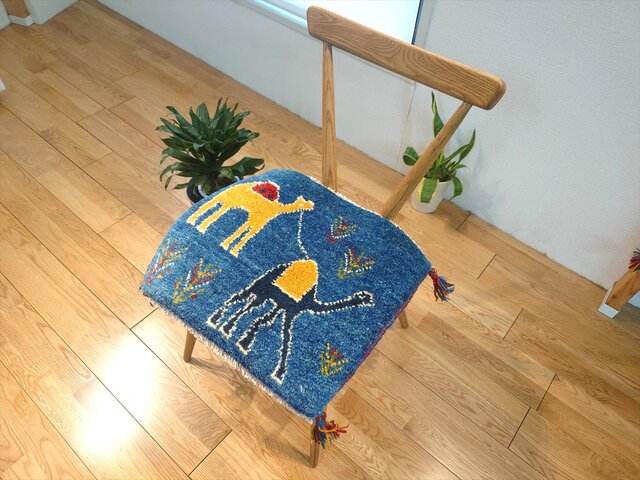 ペルシャ ギャッベ ミニマット ラグ 横45x41㎝ ラクダ 青色 藍色