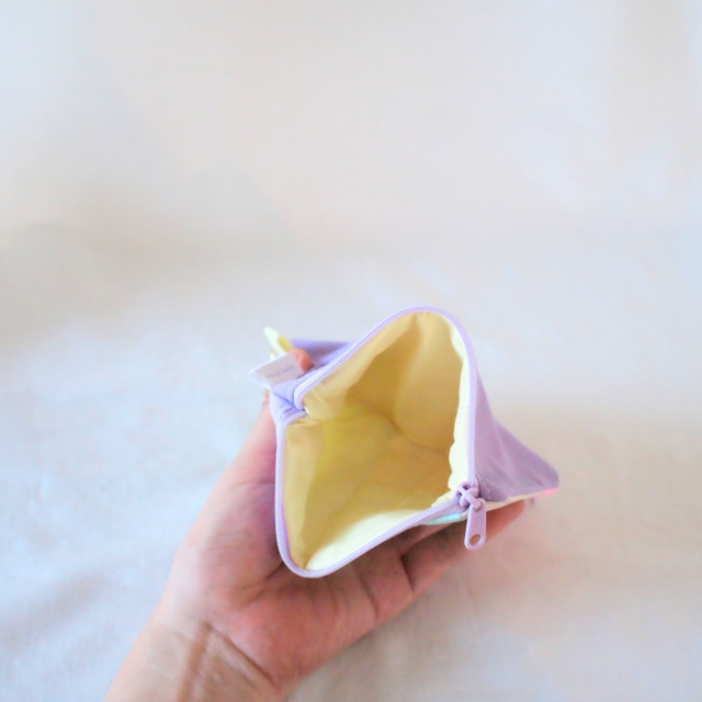 鮮やかな色で作った上下から入るポーチ | iichi 日々の暮らしを