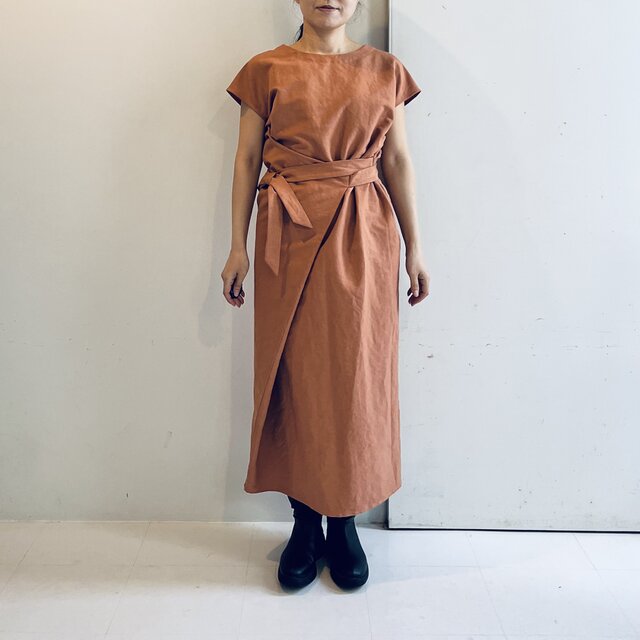 アシンメトリーラップワンピース(テラコッタ)