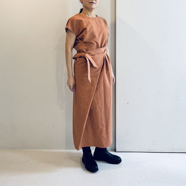 アシンメトリーラップワンピース(テラコッタ) | iichi 日々の