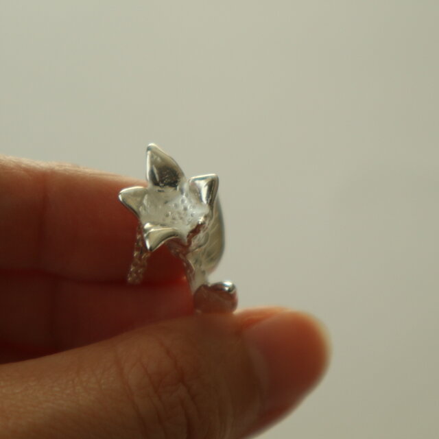 Silver925】銀色の世界の花<ネックレス> | iichi 日々の暮らしを Silver925】銀色の世界の花<ネックレス> | iichi 日々の暮らしを