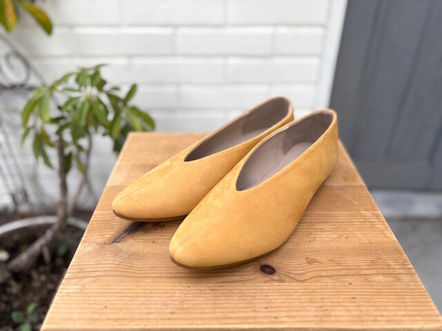 秋の新作◇キャメル ヌバックレザー フラットシューズ／上品シンプル