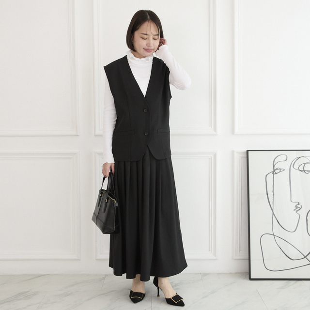 MACHATT ブラック フレアスカート トリプルクロス タックフレアスカート｜軽くてふっくらした三重織り