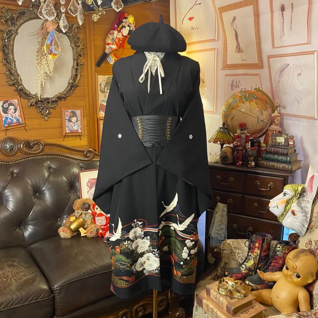 和洋折衷 黒留袖 着物 リメイク ワンピース ドレス 洗える 化繊 古着 和洋折衷 黒留袖 着物 リメイク ワンピース ドレス 洗える 化繊 古着