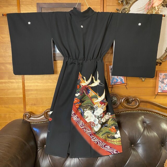 和洋折衷 黒留袖 着物 リメイク ワンピース ドレス 洗える 化繊 古着