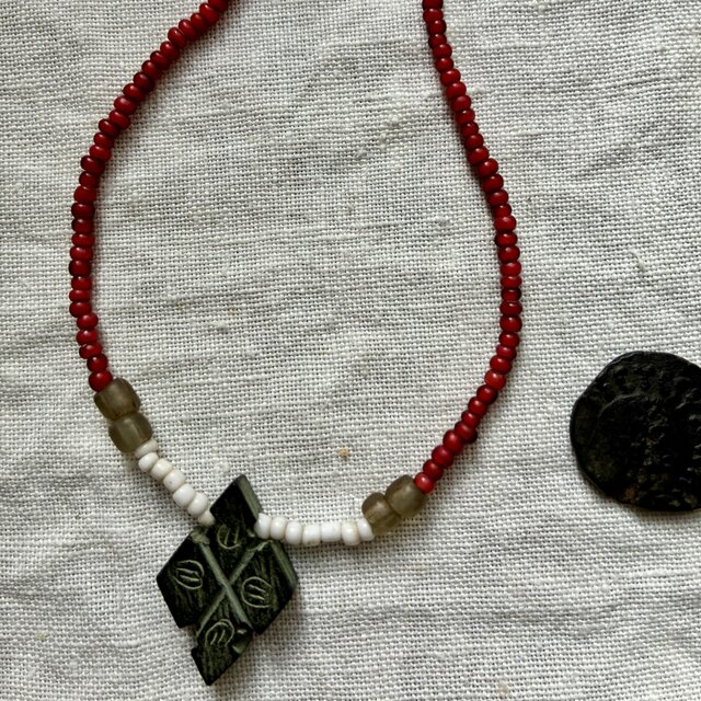 とらいばるなネックレス。@コプトクロス＋ジャワシードビーズ大小＋
