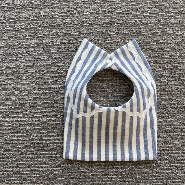 ：square collar bib ：stripe ：　出産祝い　よだれかけ　スタイ　  赤ちゃん　ストライプ　スクエア　