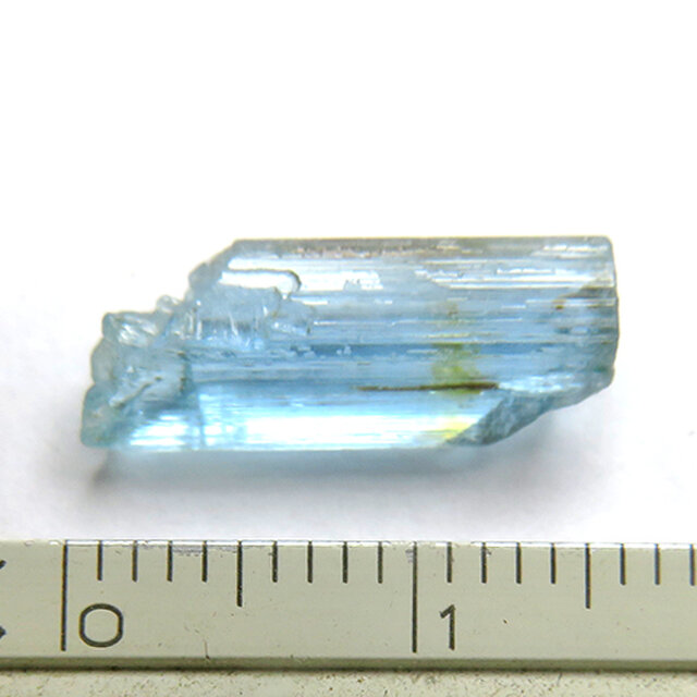 アクアマリン 原石 3.7ct trg98 | iichi 日々の暮らしを心地よくする