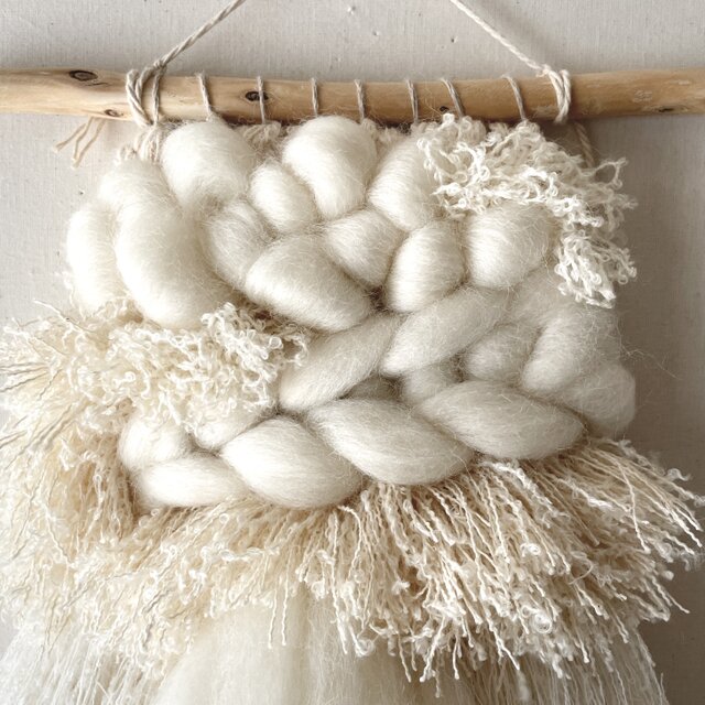 【一点もの】流木 ウィービング タペストリー 『みるく色のたぺすとり-クリオネ』 一点もの】流木 ウィービング タペストリー 『みるく色のた