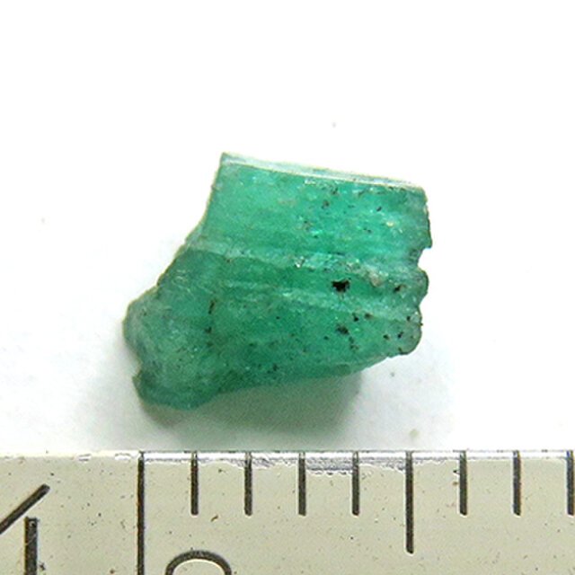 エメラルド原石 0.7ct コロンビア産 trg210 | iichi 日々の暮らしを