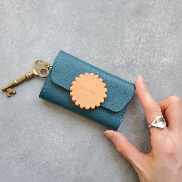 ◆レトロなビスケットが可愛いイタリアンレザーキーケース◆　レディース　メンズ　キーケース　キーホルダー　プレゼント　ギフト