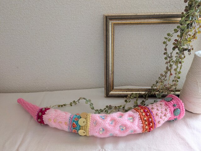 綺麗、オブジェ 209.カラフル毛糸の手編みオブジェ〈DECO HORN〉 | iichi 日々の暮らし