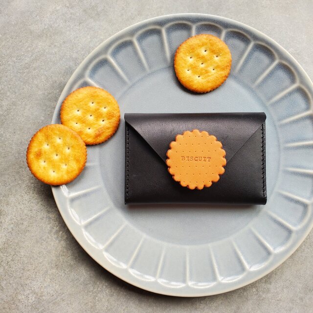 ◆レトロなビスケットが可愛いレザー名刺入れ・カードケース◆　レディース　メンズ　名刺ケース　カード入れ　プレゼント　ギフト