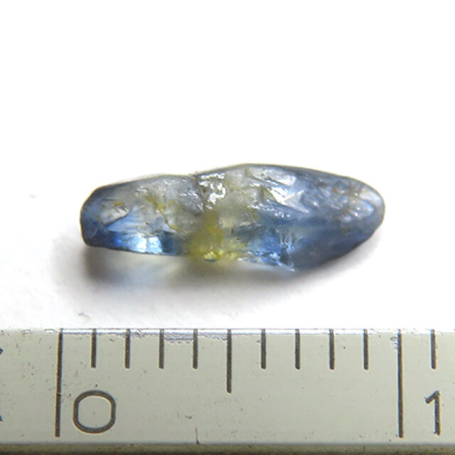 特選一点物】スリランカ ラトナプラ産 天然サファイア原石 0.87ct（9月