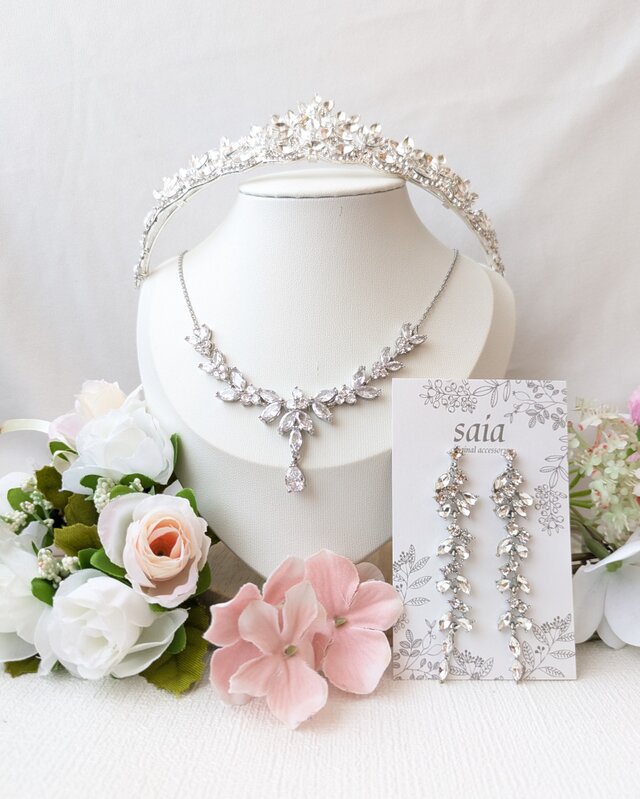 華やかリーフ ウェディングアクセサリー3点セット（ネックレス・ピアス・ティアラ）tw20701