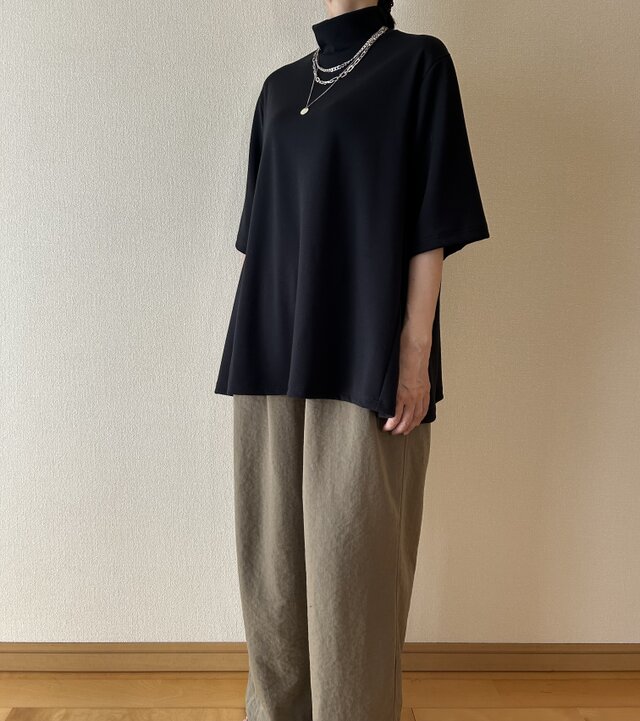 ニットトップス　ブラック　サイズ展開あり