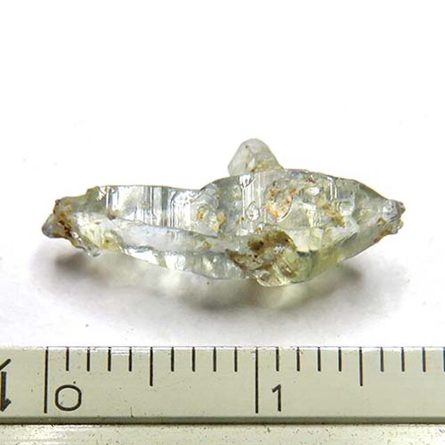 サファイア原石 結晶 スリランカ産 4.6ct trg260 | iichi 日々の暮らし