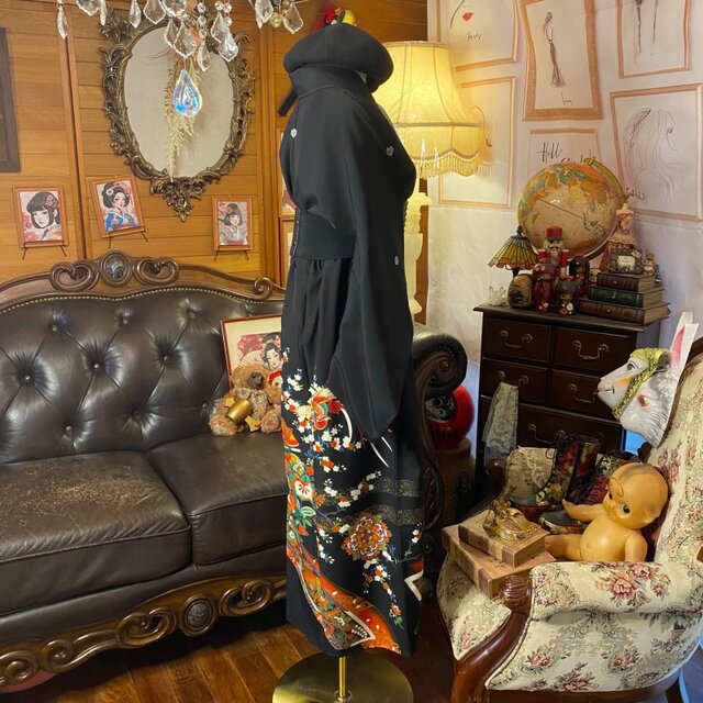 着物リメイク 留袖ブルゾン 落款入り 留袖リメイクの通販 | iichi 日々の暮らしを心地よくするハンドメイド
