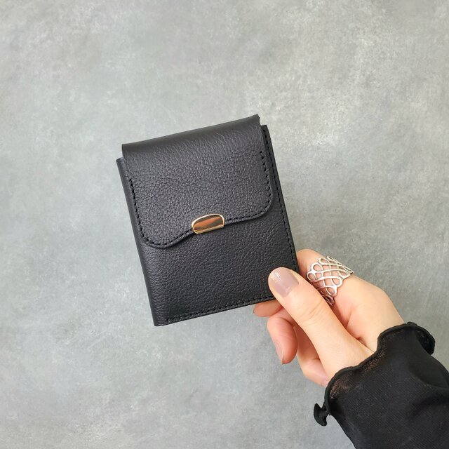 ◆しっとり上品なイタリアンブック型コンパクト財布◆　お札が折れない　レディース　メンズ　ミニウォレット　プレゼント　ギフト　本革