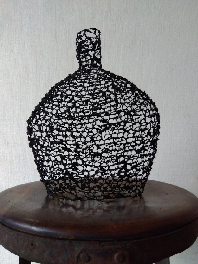 ワイヤーワークオブジェ　細口瓶型