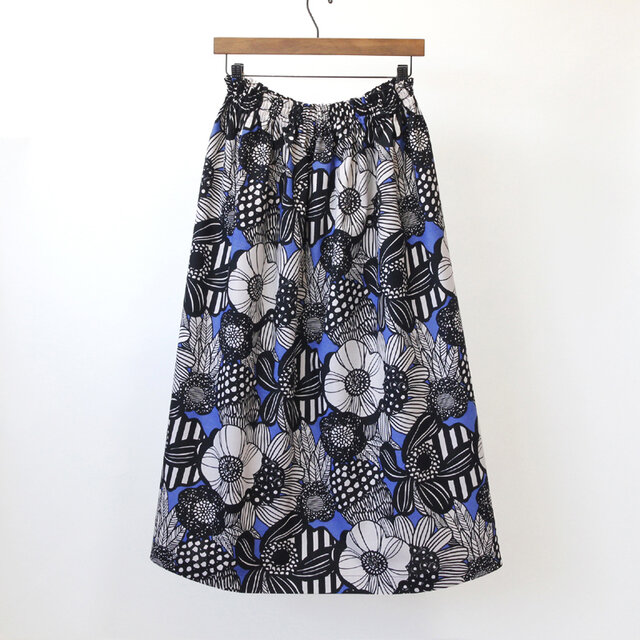 【即納】ノルディック調フラワー　綿麻ギャザースカート（ブルー フラワー）総丈75cm、Sサイズ　リネン 麻 青