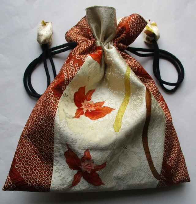 ８３６３　絞りと花柄の訪問着で作った巾着袋　＃送料無料