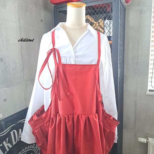 背中がかわいい】マキシ：エプロンドレス：コットン：レッド【0979