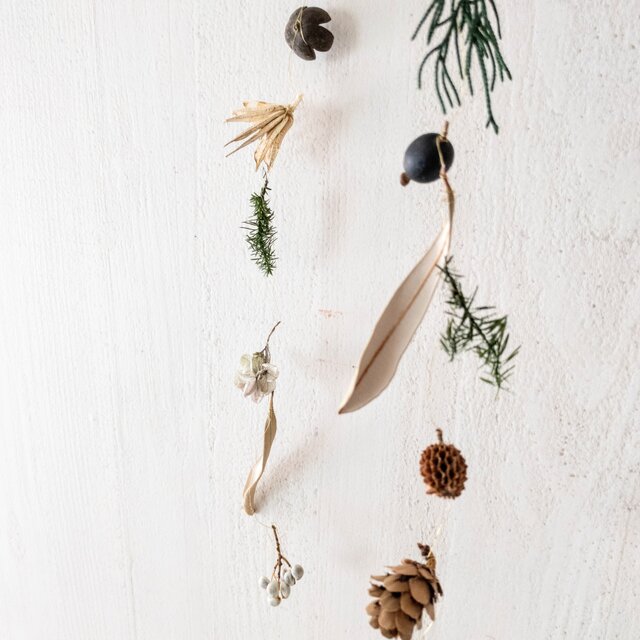 木の実のモビール・ガーランド 2本セット 秋冬 | iichi 日々の暮らし
