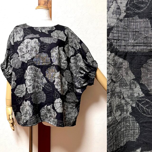 柔らかな薄手の紬のトップス　着物リメイク