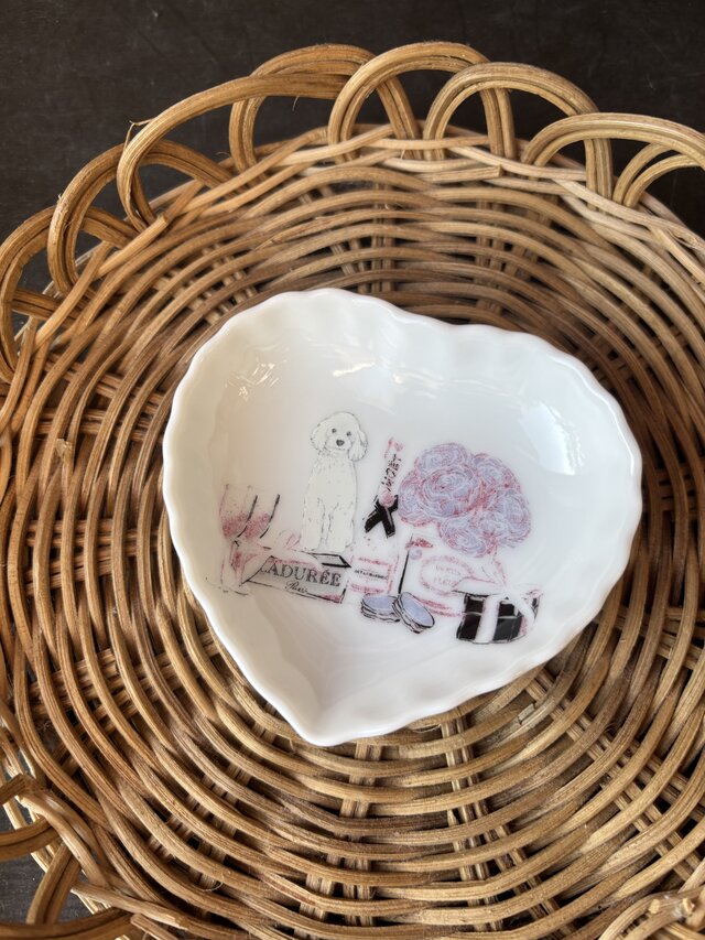 マルチーズ　マカロン　ハート皿