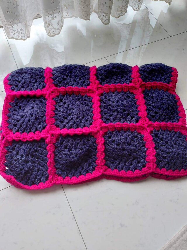 1点限り】限定 ブランケット 膝掛け モチーフ編み ネイビー✖ピンク