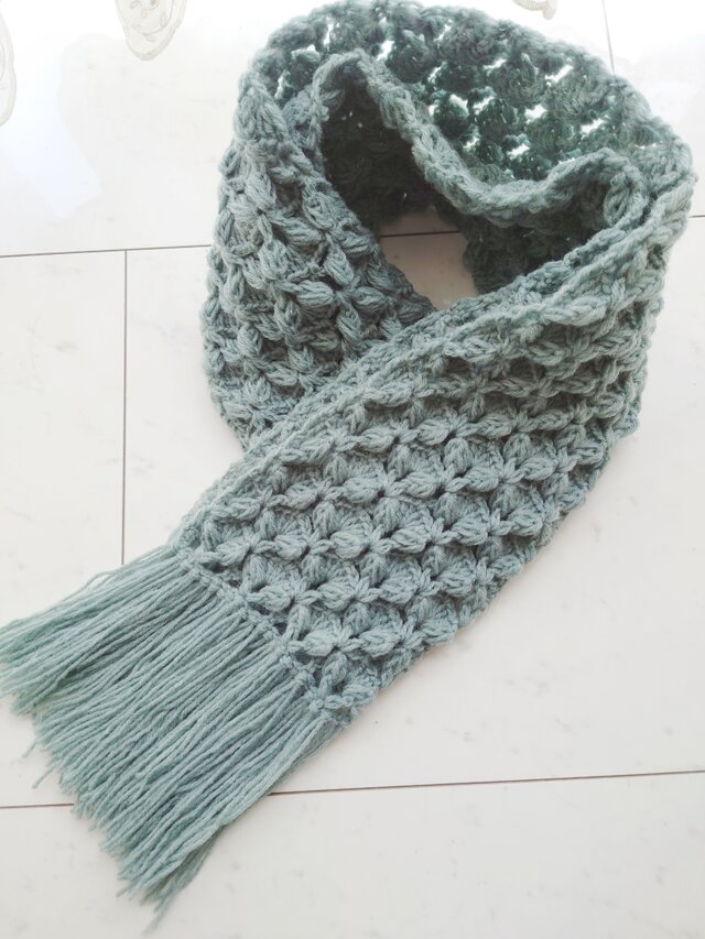 マフラー バタフライ お花 柄 模様 ダークカラー 編み 手編み 編み物