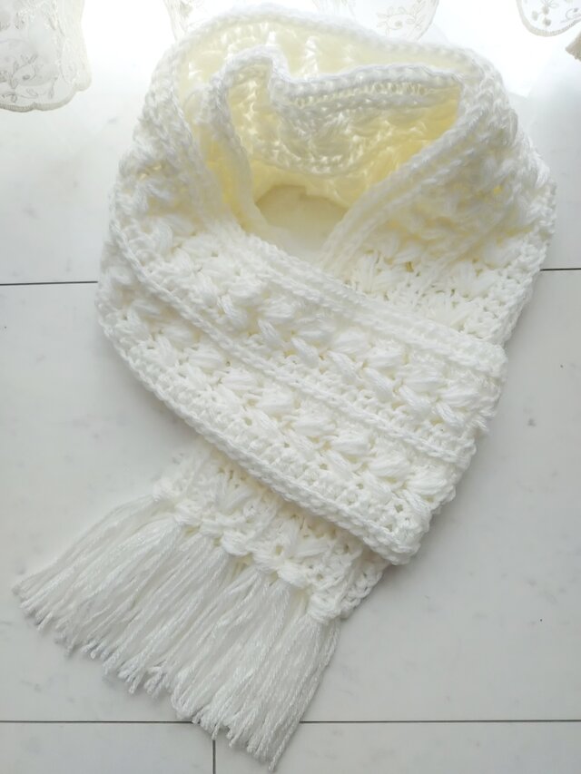 マフラー ハート柄 アラン模様 白 ホワイト 柄 模様 フリンジ 手編み 編み物 編み