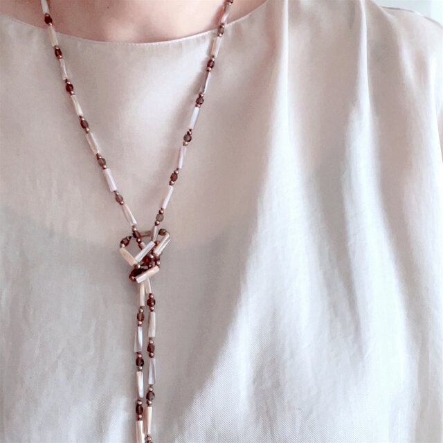 グレーマザーオブパール ロングネックレス ローズゴールド マジック アルハンブラ ロングネックレス、1 モチーフ 18K