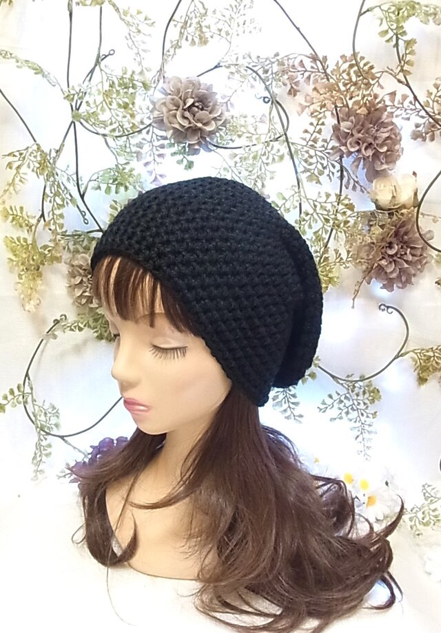 ニット帽 ビーニー ワッチキャップ パールブローチ付き　ブラック