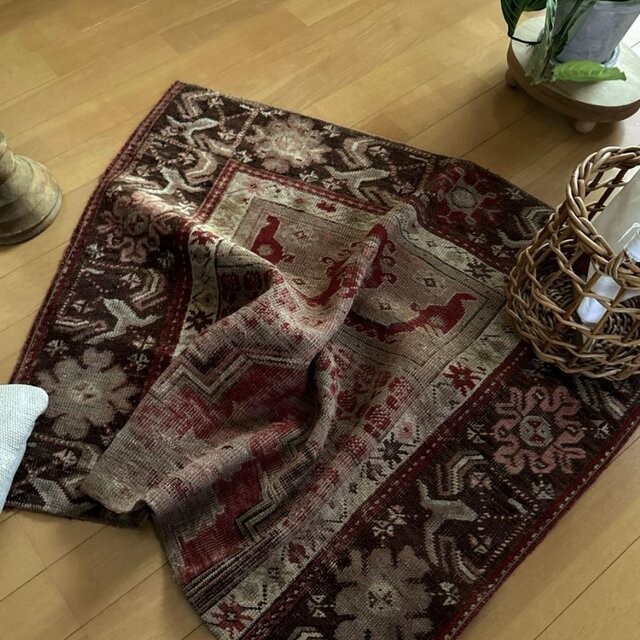 72×88 赤ブラウンの雰囲気ある一枚 トルコヴィンテージラグ